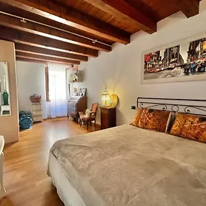 Casa Sull'adige , Verona Italia